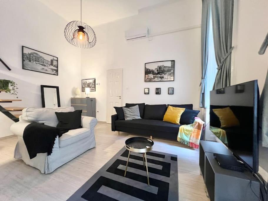 Location Up To 6 Guests * Budapešť